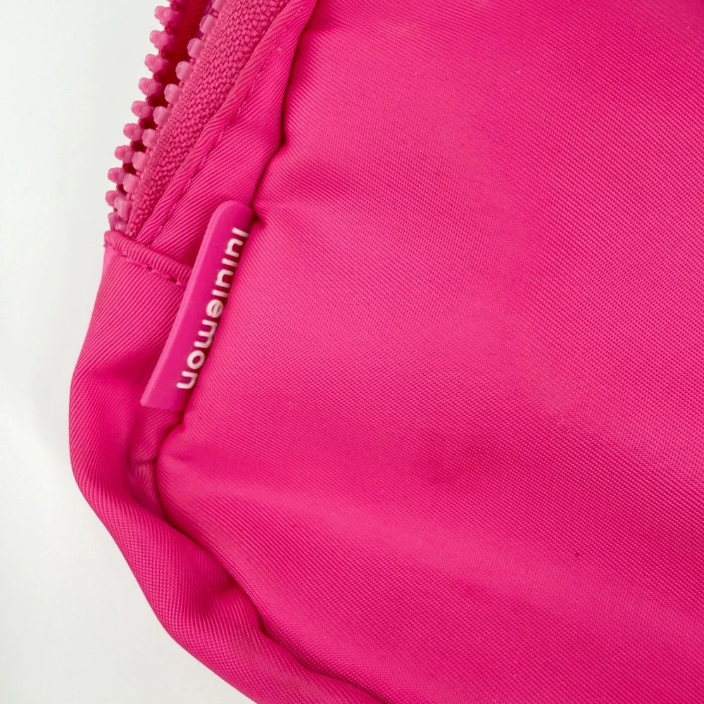 Lululemon Everywhere Belt Bag Pink Fuchsia Crossbody Waist Bag Logo